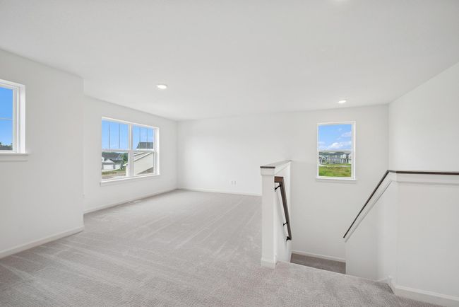 Upstairs large loft | Image 10