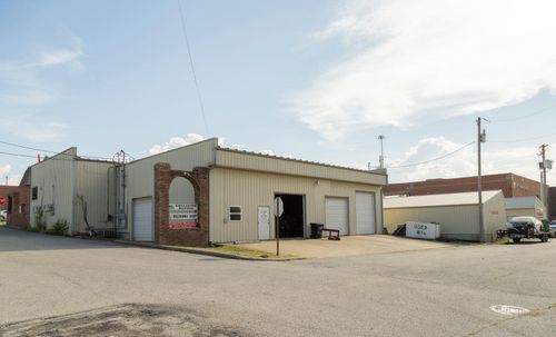 118 E Davis St, Stockton, MO, 65785-8500 | Card Image