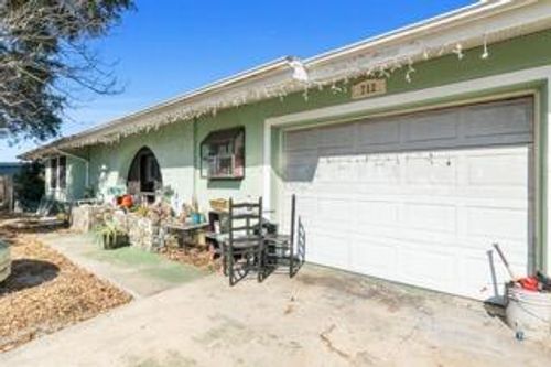 712 Bianca Dr Ne, Palm Bay, FL, 32905-5606 | Card Image