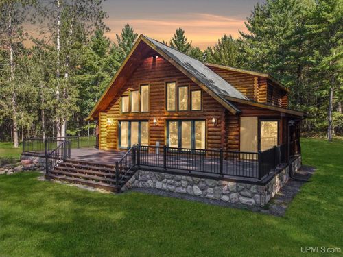 N5491 Foster City Road, Vulcan, MI, 49892 | Card Image