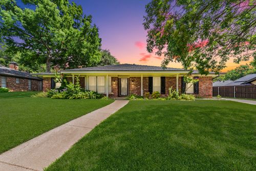 903 Leslie Dr, Arlington, TX, 76012-4109 | Card Image