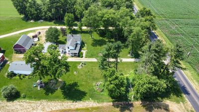 3621 Mueller Road, House other with 5 bedrooms, 2 bathrooms and null parking in Windsor WI | Image 2