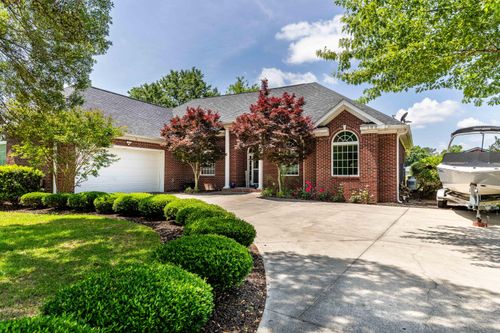 102 Cooper Dr, Santee, SC, 29142-8522 | Card Image