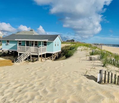 9013 L E Hunter Street, House other with 3 bedrooms, 2 bathrooms and null parking in Nags Head NC | Image 1