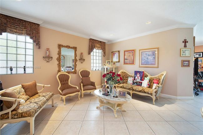 4437 Sw 161 St Path, House other with 3 bedrooms, 2 bathrooms and null parking in Miami FL | Image 4