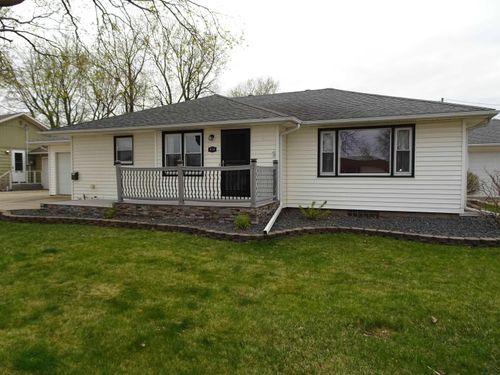 418 Washington Ave, Sheldon, IA, 51201-1729 | Card Image