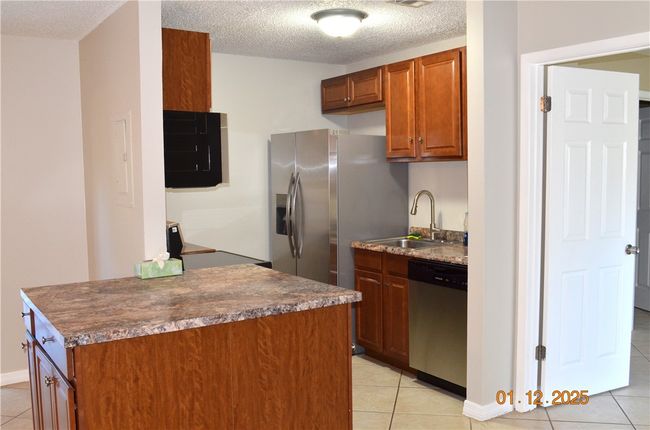 Kitchen | Image 12