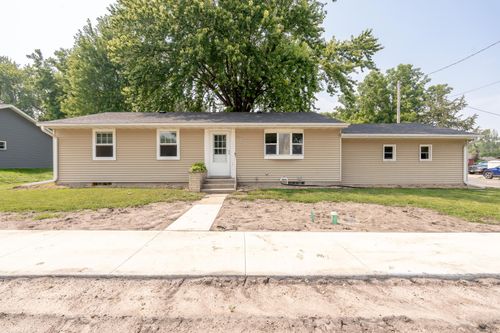 313 Lake Ave N, Silver Lake, MN, 55381-6177 | Card Image