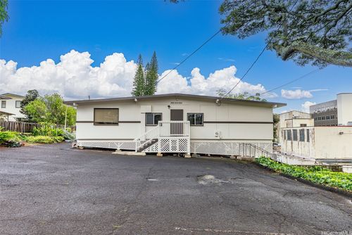 2251 Mahalo St, Honolulu, HI, 96817-1607 | Card Image