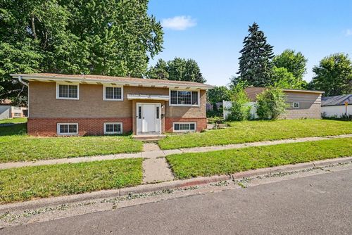401 42nd Ave Ne, Minneapolis, MN, 55421-2869 | Card Image