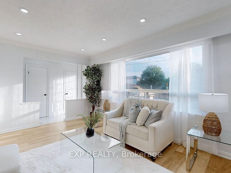 Residential Lease in Toronto E04 2
