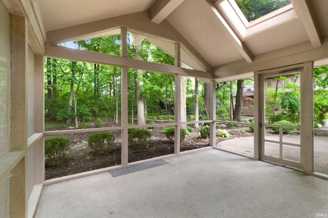 2703 Foxchase Run, Condo with 3 bedrooms, 2 bathrooms and null parking in Fort Wayne IN | Image 23