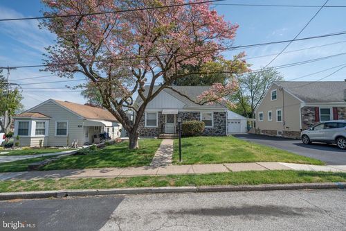 1305 Center Rd, DREXEL HILL, PA, 19026-5006 | Card Image