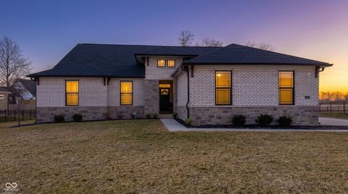 110 Saundra Dr, Fortville, IN, 46040-1653 | Card Image