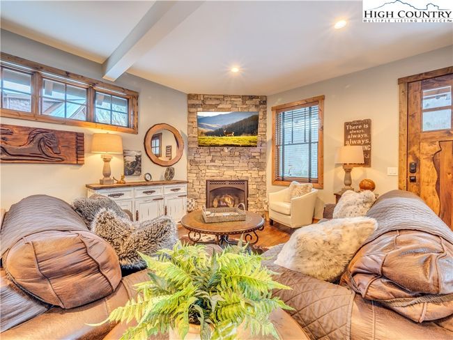 5 - 62 Eagle Cottage Ln, Townhouse with 1 bedrooms, 2 bathrooms and null parking in Banner Elk NC | Image 5