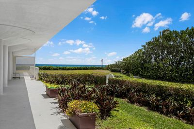 105S - 2660 S Ocean Boulevard, Condo with 2 bedrooms, 2 bathrooms and null parking in Palm Beach FL | Image 1