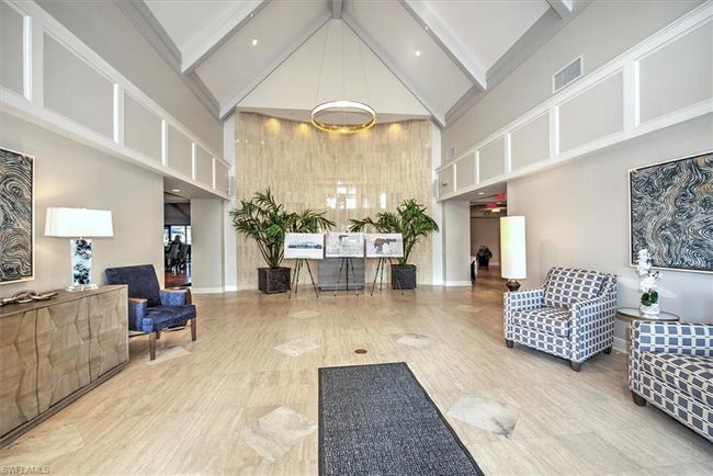Clubhouse Foyer | Image 32