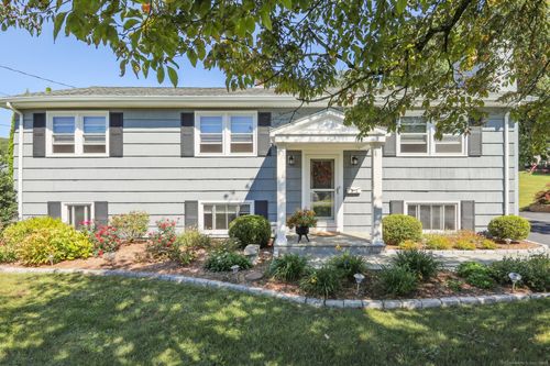 31 Caldwell Dr, New Milford, CT, 06776-3330 | Card Image