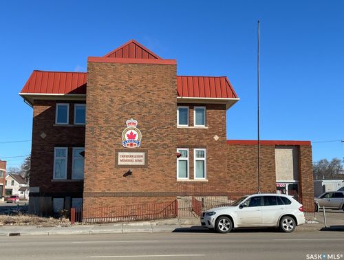 268 High Street W, Moose Jaw, SK, S6H1S8 | Card Image
