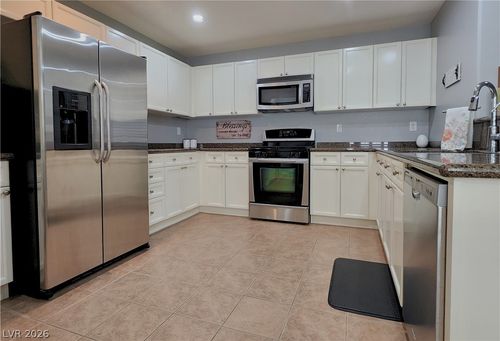 10549 Gibbous Moon Dr, Las Vegas, NV, 89129-6489 | Card Image