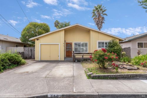 644 Wild Oak Drive, Windsor, CA, 95492 | Card Image