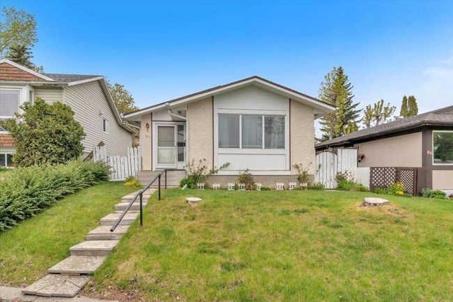 84 Shawmeadows Crescent Sw, House other with 4 bedrooms, 2 bathrooms and 1 parking in Calgary AB | Image 35