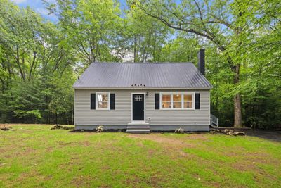 18 Blueberry Hill Road, House other with 3 bedrooms, 2 bathrooms and null parking in Raymond NH | Image 2