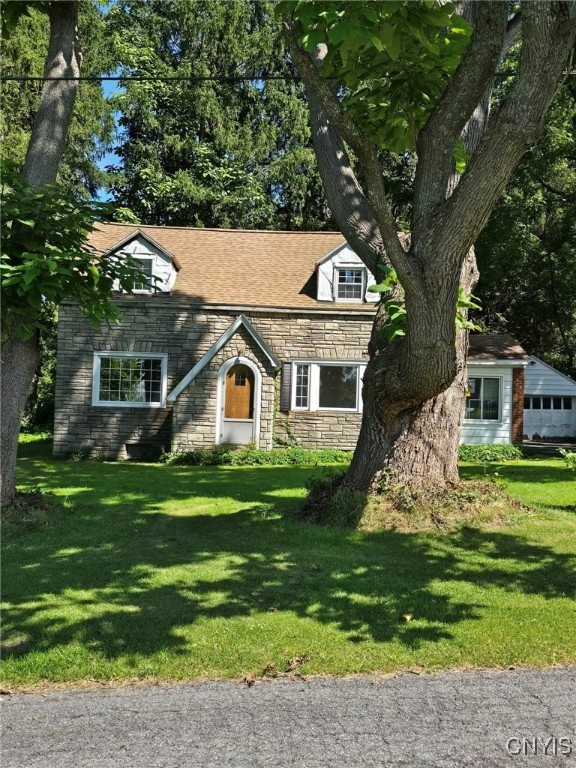 Pleasant St, Clinton, NY 13323