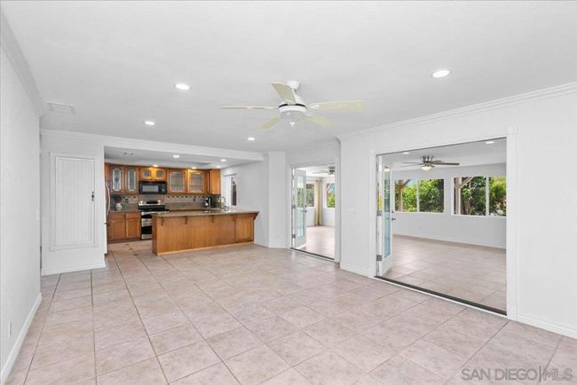 9012 Westvale Rd, House other with 4 bedrooms, 4 bathrooms and 6 parking in San Diego CA | Image 8