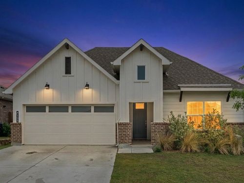 2105 Blackcap Street, Denton, TX, 76205 | Card Image