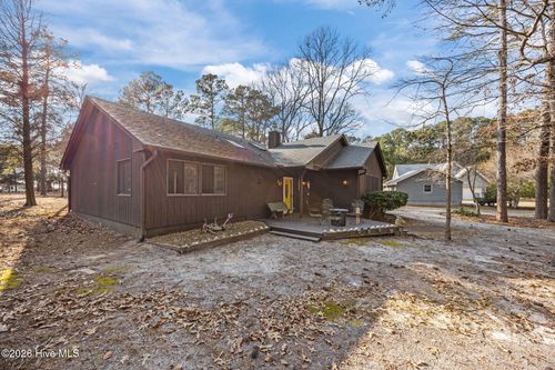 135 Wilson Cir, Minnesott Beach, NC, 28510-9636 | Card Image