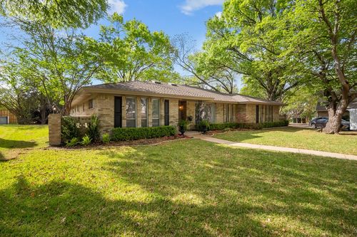 2904 Hunters Creek Pl, Plano, TX, 75075-7604 | Card Image