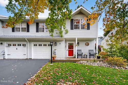 7 Heyden Rd, Troy, NY, 12180-5733 | Card Image
