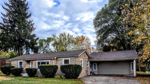 4935 Pontiac Lake Rd, Waterford, MI, 48328-2024 | Card Image