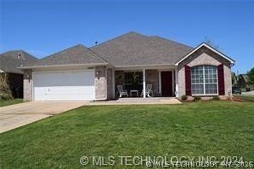 13609 90th Ct, Owasso, OK, 74055-2560 | Card Image