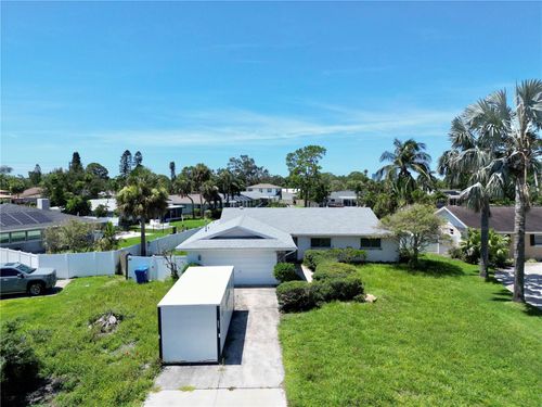 5116 Venetian Blvd Ne, ST PETERSBURG, FL, 33703-4132 | Card Image