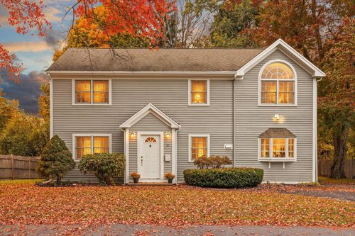 14 Stratford Rd, Natick, MA, 01760 | Card Image