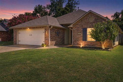 611 Whitefield Ln, Bossier City, LA, 71112-4277 | Card Image