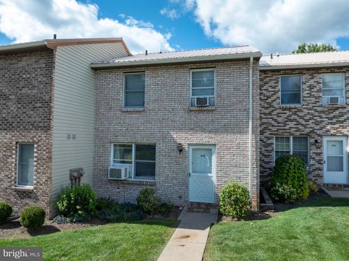 410 Gerald St, STATE COLLEGE, PA, 16801-7485 | Card Image