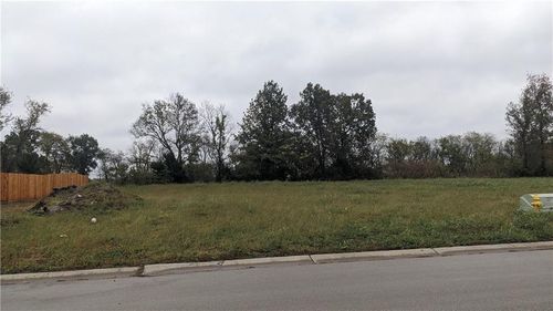 1602 Mulberry St, Pleasant Hill, MO, 64080-1770 | Card Image