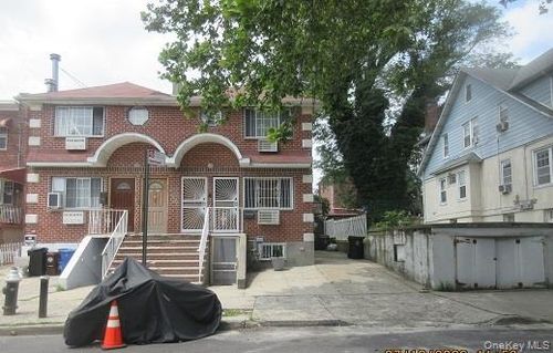 3931 De Reimer Avenue, New York, NY, 10466 | Card Image