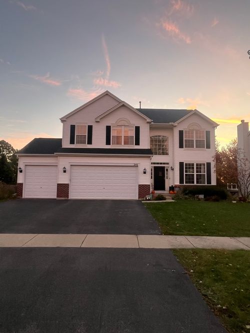 246 W Winding Trail Cir, Round Lake, IL, 60073-4251 | Card Image