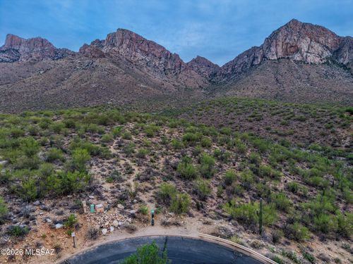 30-10130 N Cliff Dweller Pl, Oro Valley, AZ, 85737-8645 | Card Image