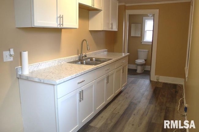 213 Elliott St, House other with 3 bedrooms, 2 bathrooms and null parking in Kewanee IL | Image 9