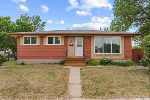 30 Kendrick Pl, Regina, SK, S4T6Z4 | Card Image