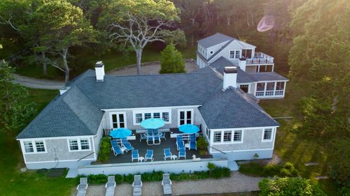 825 Main St, Vineyard Haven, MA, 02568-5210 | Card Image