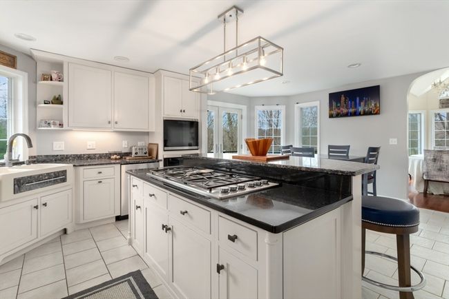86 Hammond St, House other with 4 bedrooms, 4 bathrooms and 10 parking in Rowley MA | Image 11