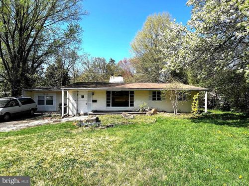3505 Devon Dr, FALLS CHURCH, VA, 22042-4008 | Card Image