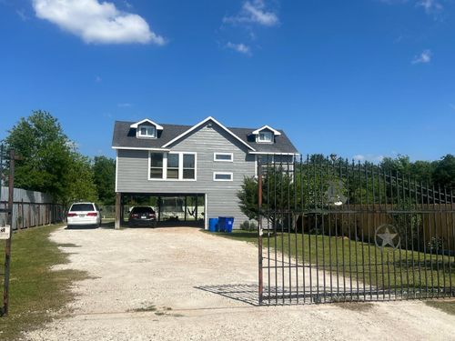 704 County Road 3554, Cleveland, TX, 77327-1707 | Card Image
