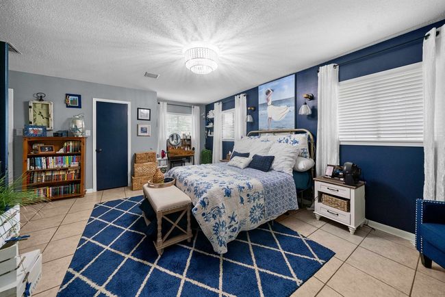 1114 E Neches St, Home with 3 bedrooms, 2 bathrooms and 2 parking in Palestine TX | Image 19